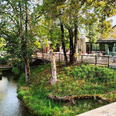 Meuble De Tourisme Au Coeur Du Village A Aramits , Haut Bearn Kültér fotó
