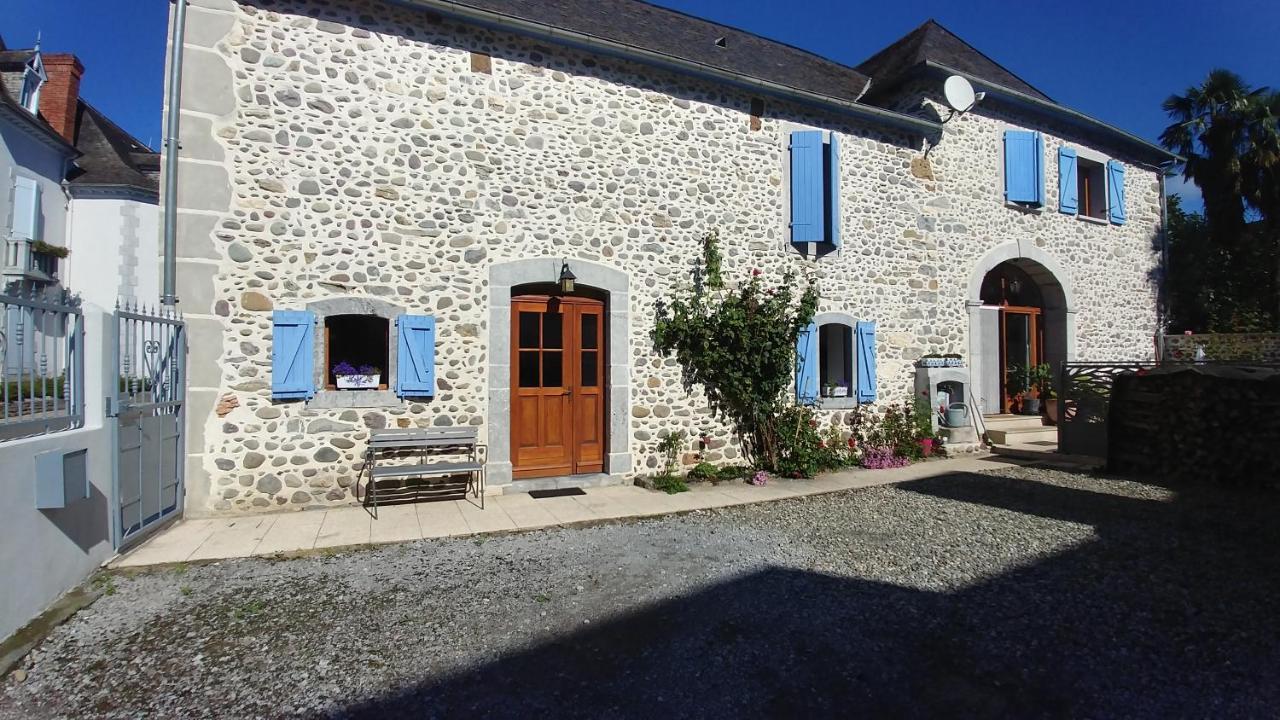 Meuble De Tourisme Au Coeur Du Village A Aramits , Haut Bearn Kültér fotó